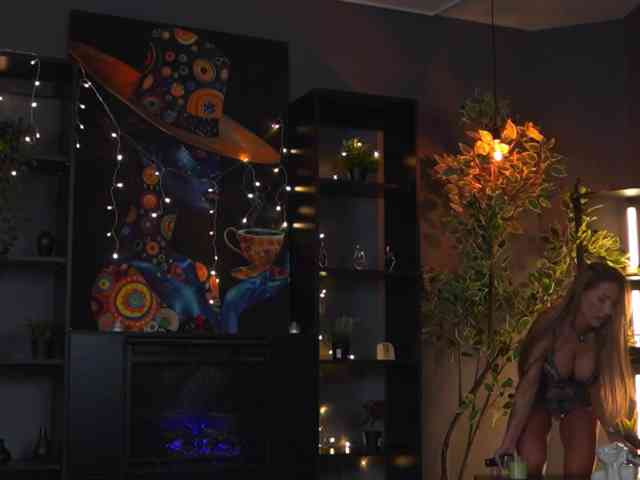 EvelynEvyy EvelynEvyy