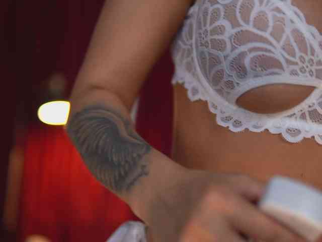 EvelynEvyy webcam