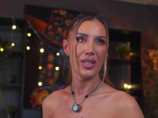 EvelynEvyy EvelynEvyy