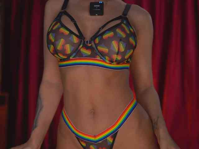 EvelynEvyy webcam