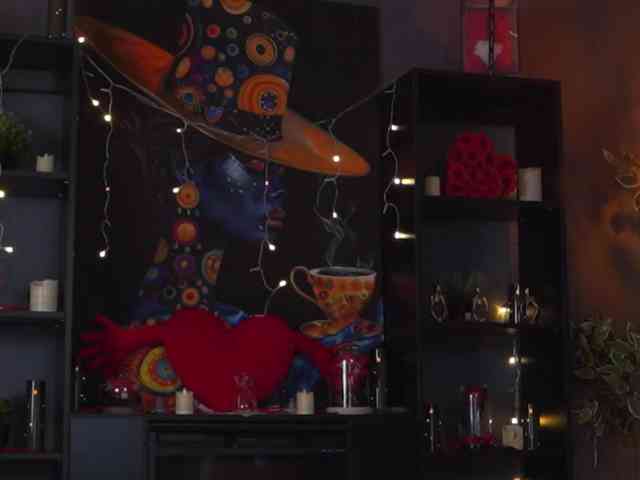 EvelynEvyy EvelynEvyy