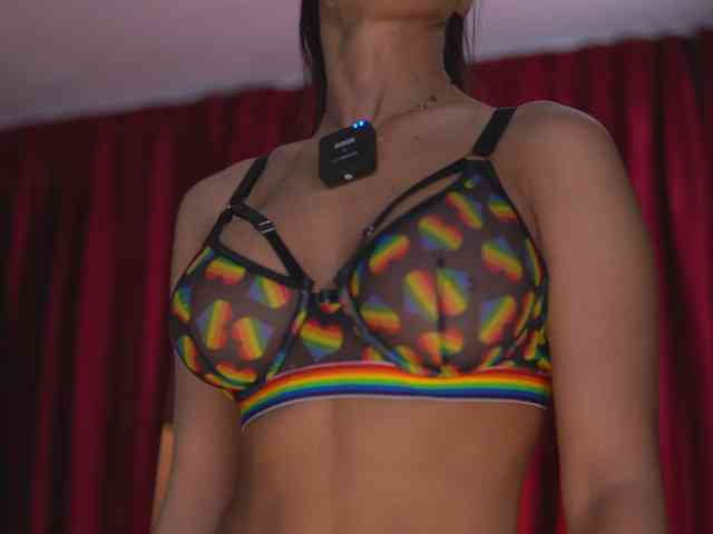 EvelynEvyy webcam