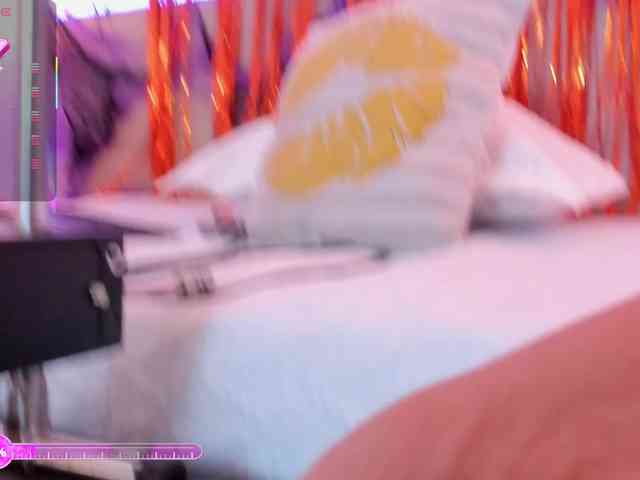 kareena-basu webcam