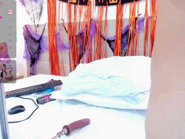 kareena-basu webcam