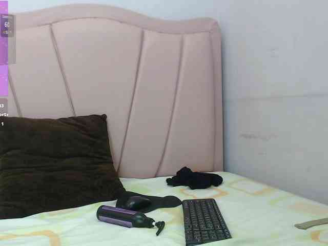 adharaebony webcam