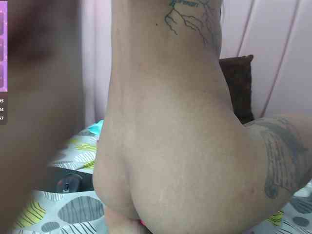 adharaebony webcam