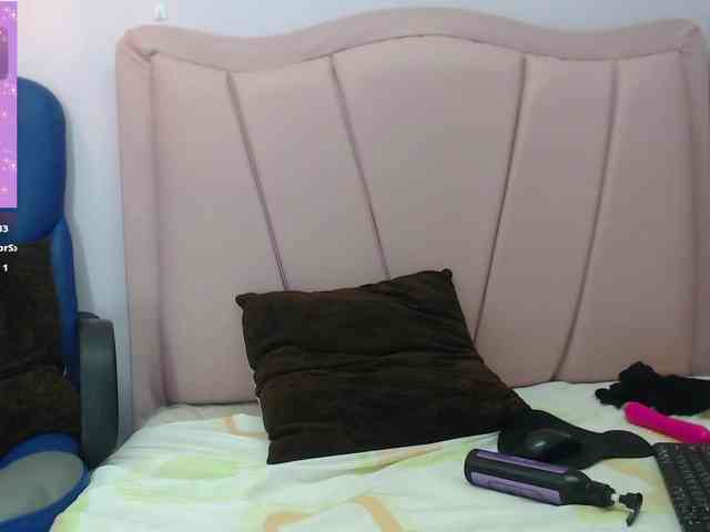 adharaebony webcam