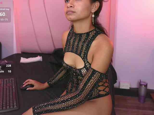 adharaebony webcam