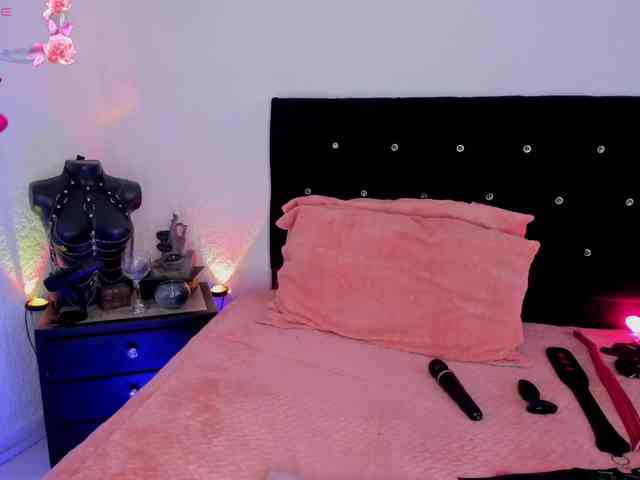 JeaniIneescott webcam