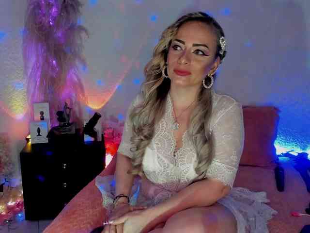 JeaniIneescott webcam
