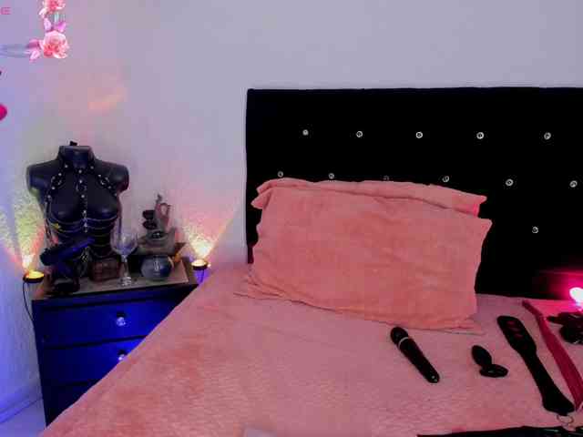 JeaniIneescott webcam