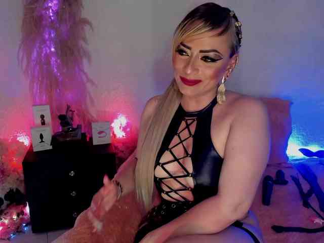 JeaniIneescott webcam