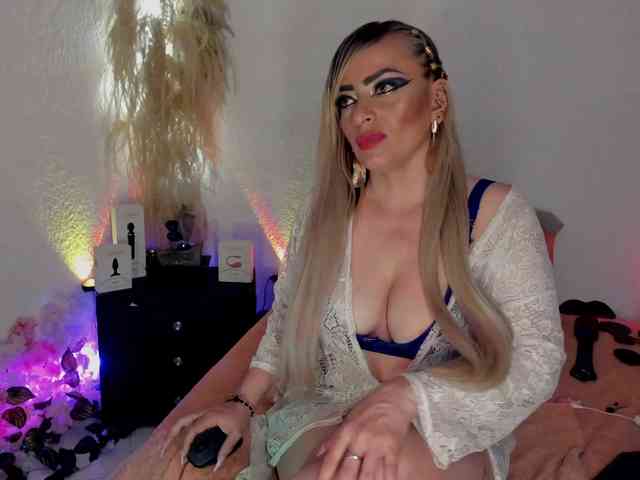 JeaniIneescott webcam