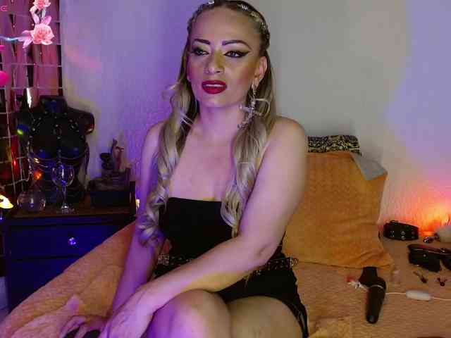 JeaniIneescott webcam