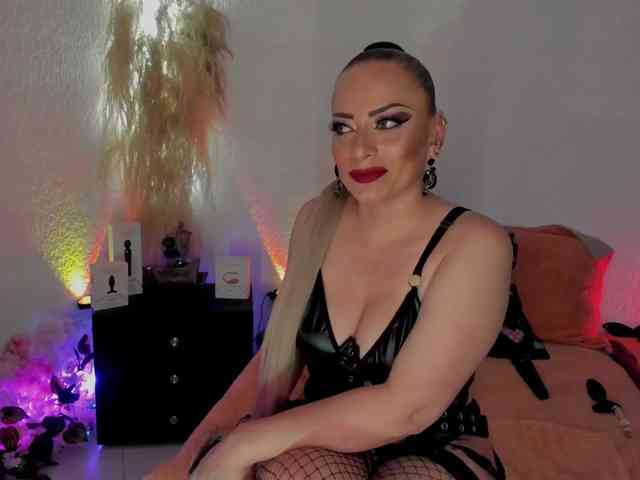 JeaniIneescott webcam