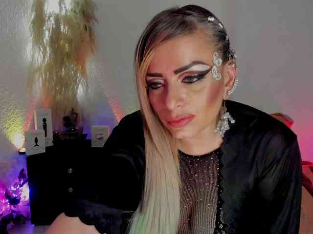 JeaniIneescott webcam