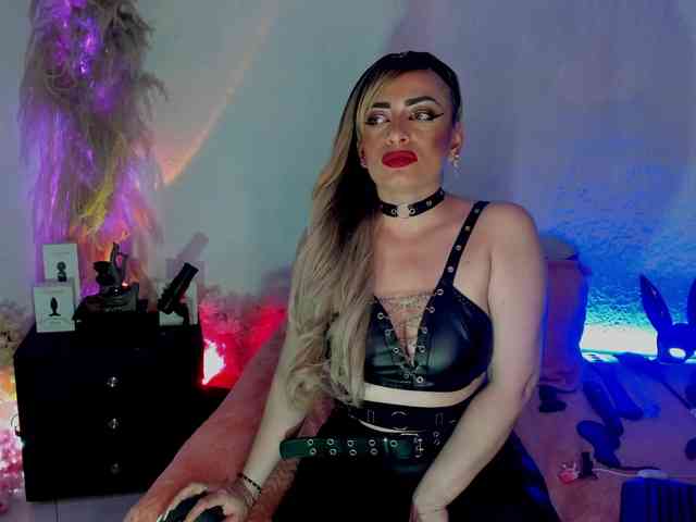 JeaniIneescott webcam