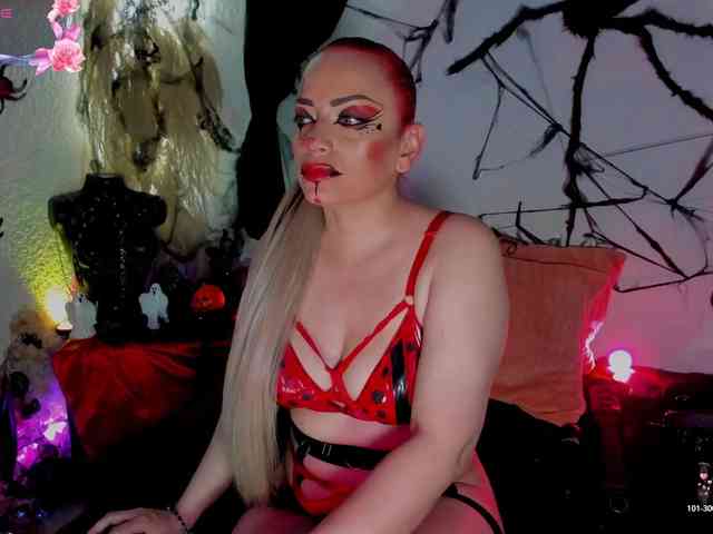 JeaniIneescott webcam