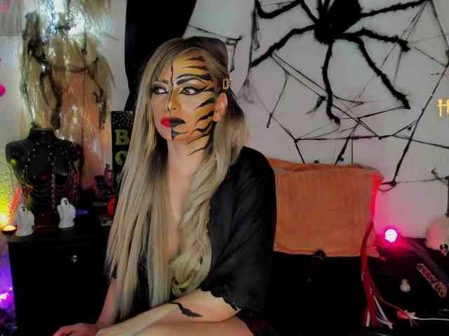 JeaniIneescott webcam