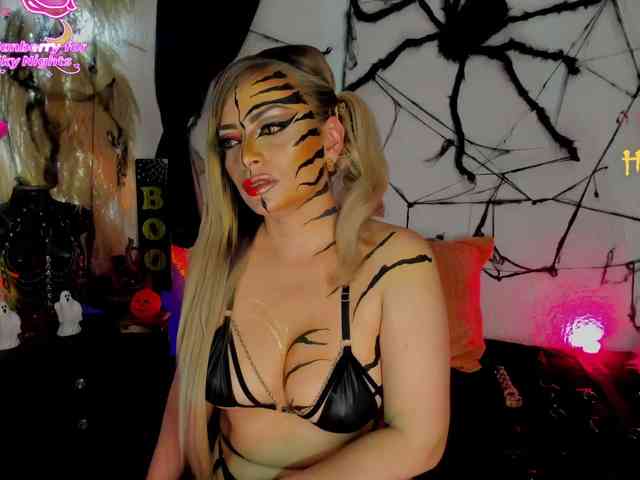 JeaniIneescott webcam