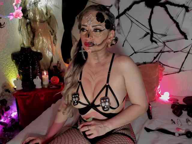 JeaniIneescott webcam