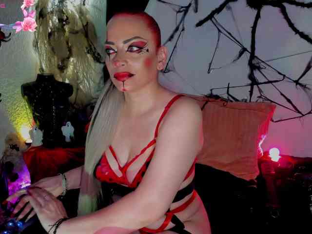 JeaniIneescott webcam