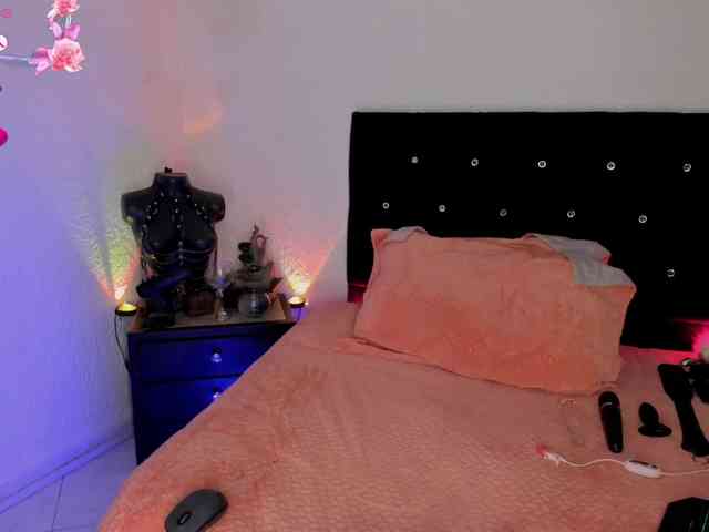 JeaniIneescott webcam