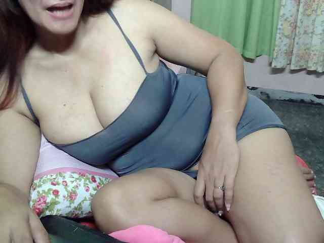 Prettyann46 webcam