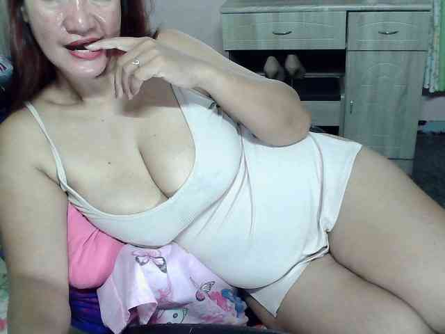 Prettyann46 webcam
