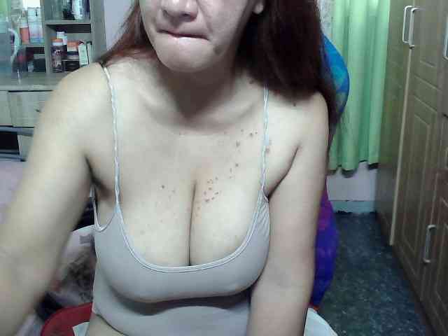 Prettyann46 webcam
