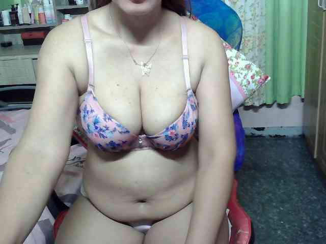 Prettyann46 webcam