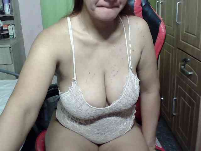 Prettyann46 webcam