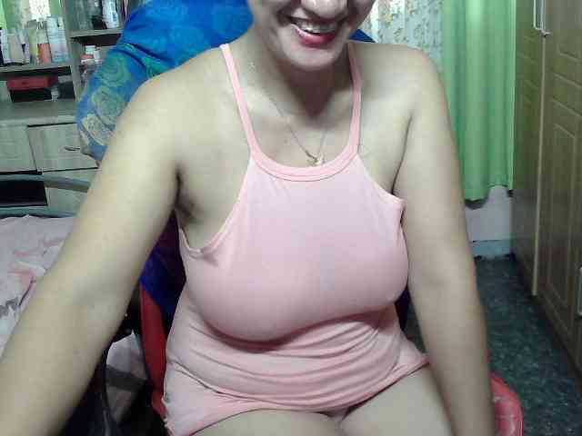 Prettyann46 webcam