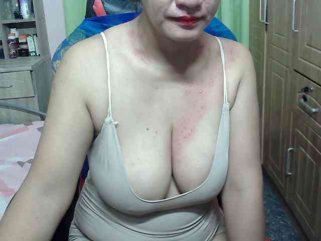 Prettyann46 webcam