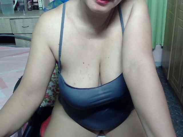 Prettyann46 webcam