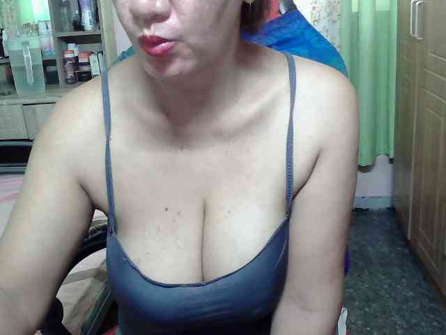 Prettyann46 webcam