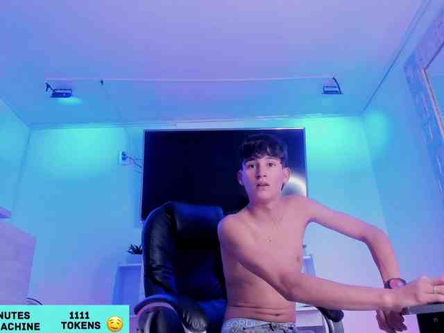 Twinkie-Alex18