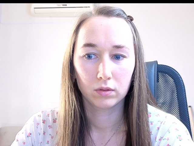 --MODEL--1's BongaCams show and profile