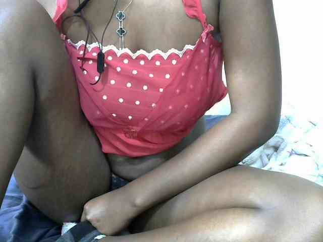 Bouncyass12 webcam