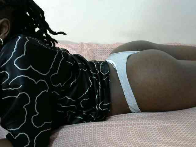 Bouncyass12 webcam