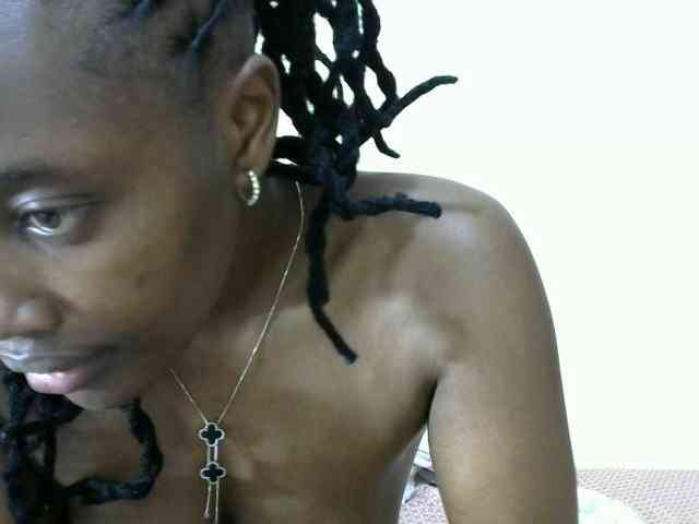 Bouncyass12 webcam