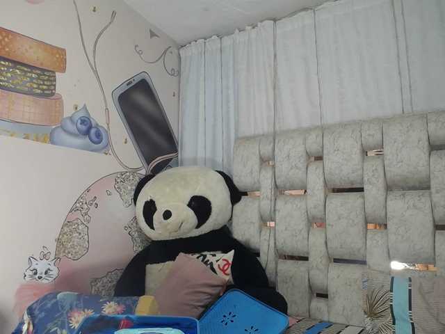 KEYRAMILLER's BongaCams show and profile