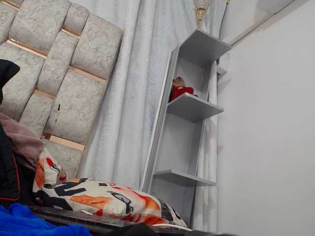 KEYRAMILLER's BongaCams show and profile