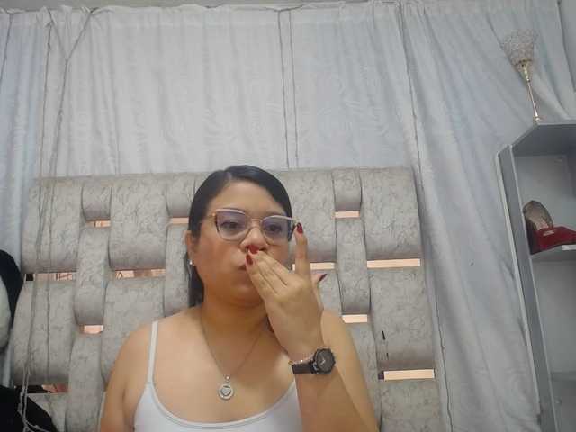 KEYRAMILLER's BongaCams show and profile