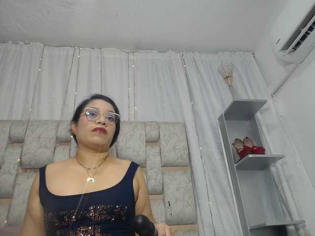 KEYRAMILLER's BongaCams show and profile