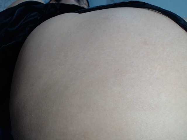 KEYRAMILLER from BongaCams is Freechat