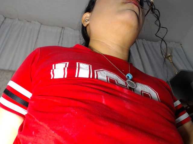 KEYRAMILLER's BongaCams show and profile