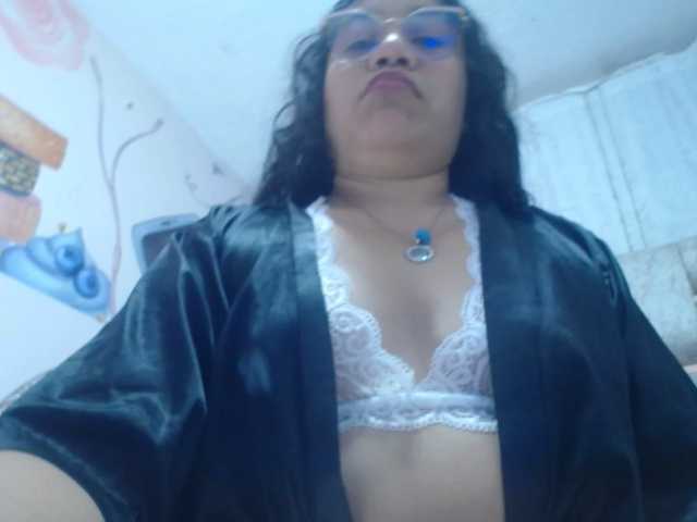 KEYRAMILLER's BongaCams show and profile