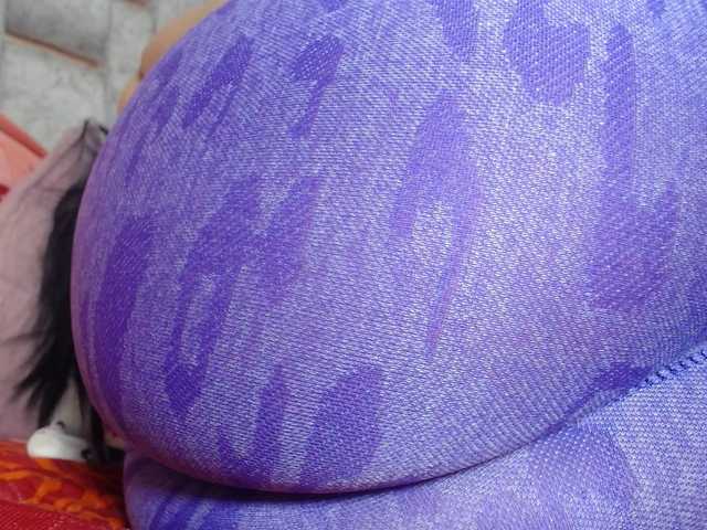 KEYRAMILLER's BongaCams show and profile