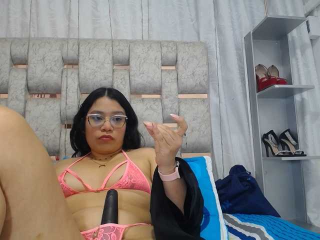 KEYRAMILLER's BongaCams show and profile